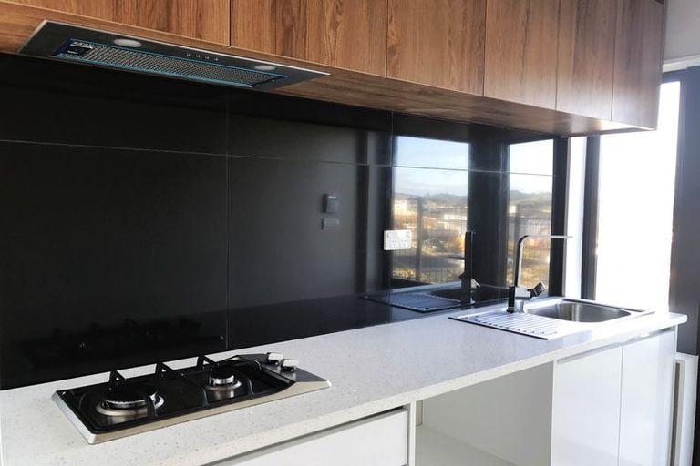 Photo of property in 23 Manawanui Way, Orewa, 0931