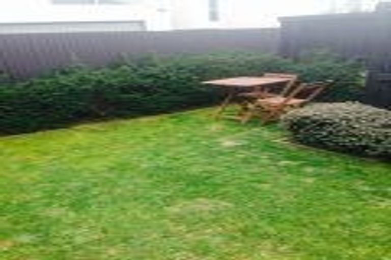 Photo of property in 2/541 Barbadoes Street, Edgeware, Christchurch, 8013