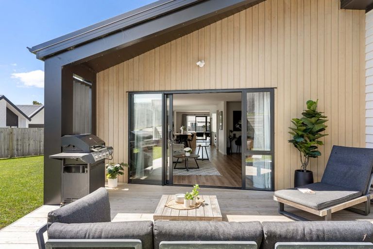 Photo of property in 9 Lynette Place, Pauanui, 3579