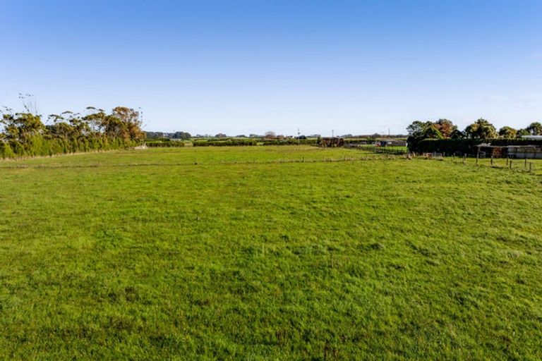 Photo of property in 84 Mawhitiwhiti Road, Normanby, Hawera, 4675