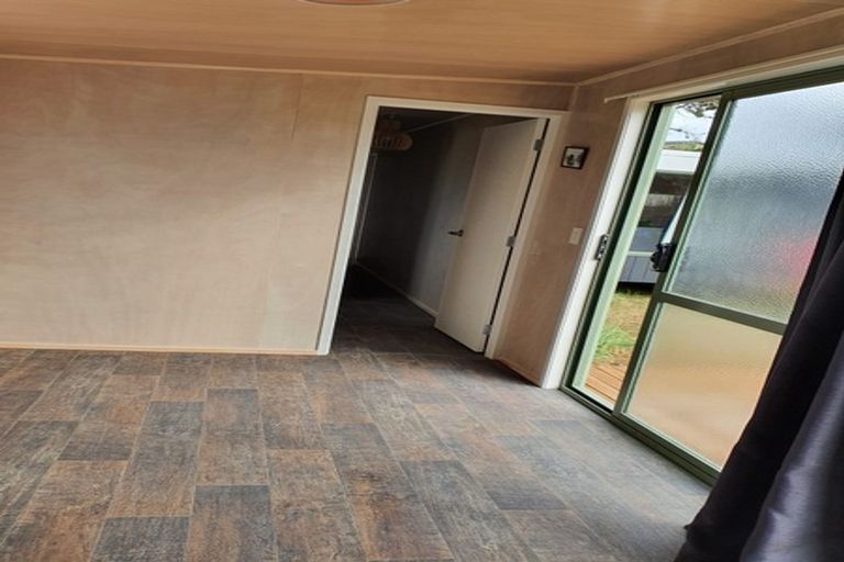 Photo of property in 11c Centreway Road, Port Waikato, 2695