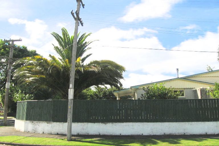 Photo of property in 1 Kelly Grove, Elderslea, Upper Hutt, 5018