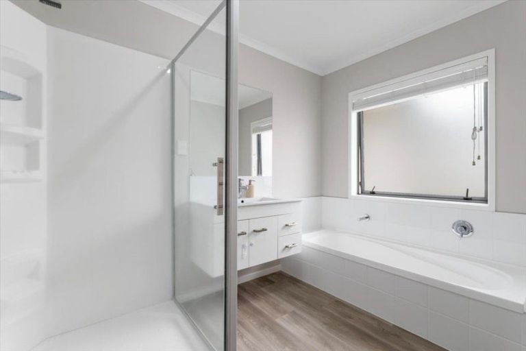 Photo of property in 14 Conniston Way, Pyes Pa, Tauranga, 3112