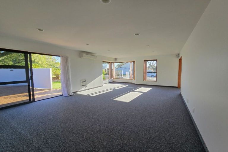 Photo of property in 16 Gibson Street, Ross, 7812