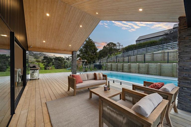 Photo of property in 114 Solan Drive, Waimauku, 0812