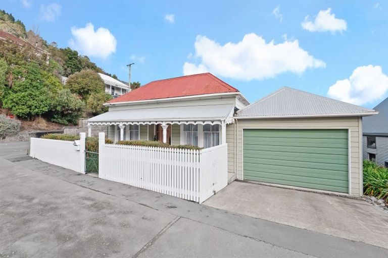 Photo of property in 1 Exeter Street, Lyttelton, 8082