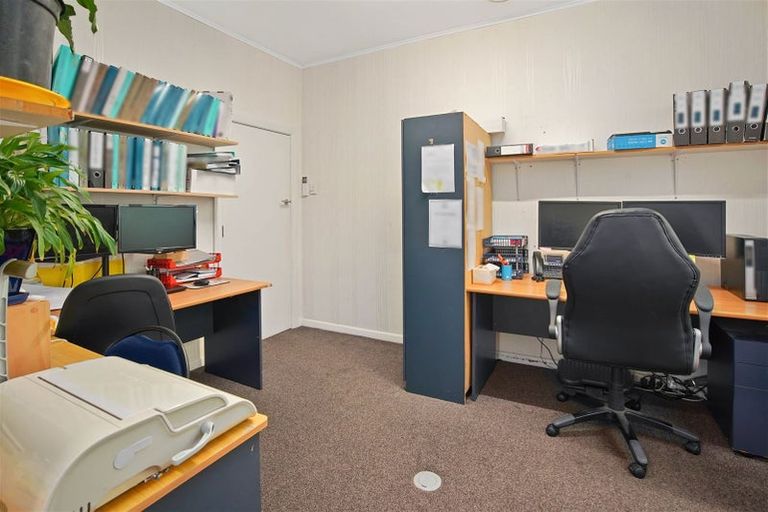 Photo of property in 77 Tahunanui Drive, Tahunanui, Nelson, 7011