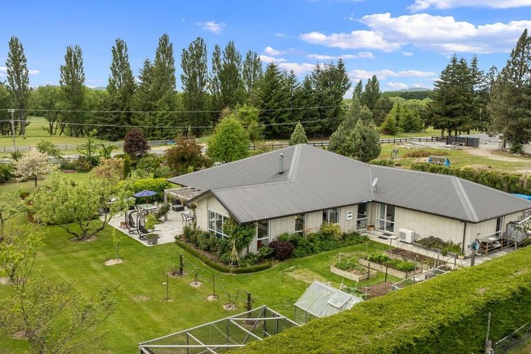 Photo of property in 203 Glen Lyon Road, Twizel, 7901