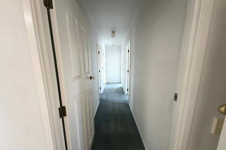 Photo of property in 24 Derrimore Heights, Clover Park, Auckland, 2019