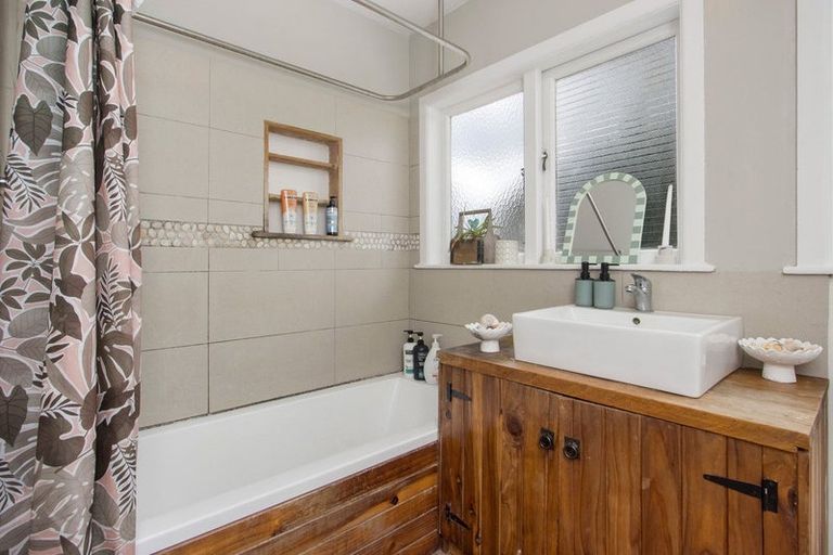 Photo of property in 20 Henry Road, Katikati, 3129
