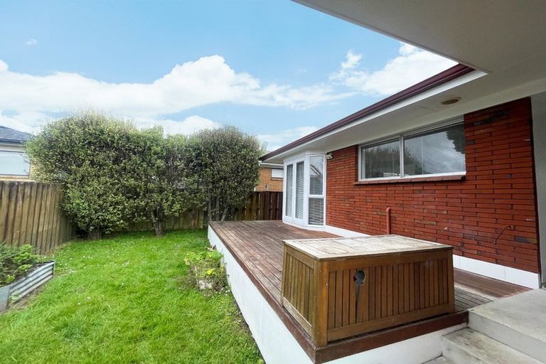 Photo of property in 7 Binda Place, Botany Downs, Auckland, 2010