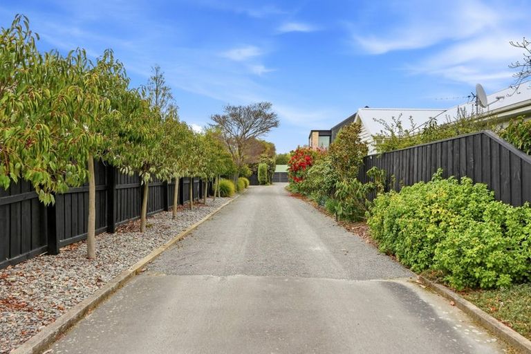 Photo of property in 9 Hadlow Place, Burnside, Christchurch, 8041