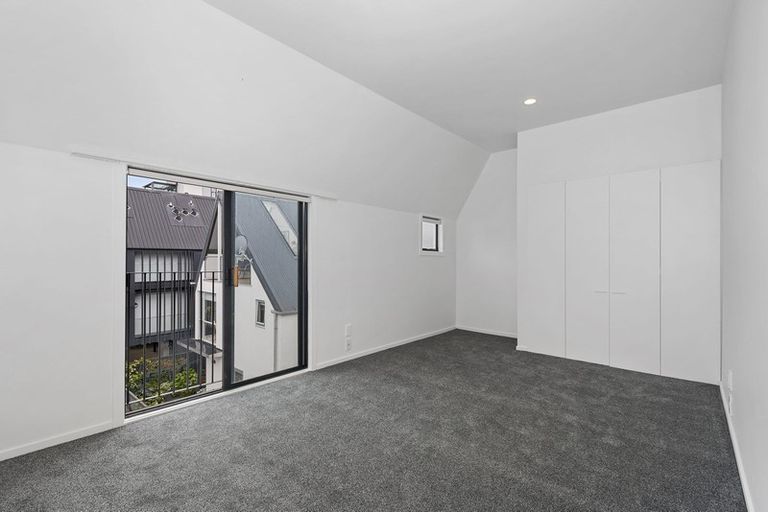 Photo of property in 28d Cranmer Square, Christchurch Central, Christchurch, 8013