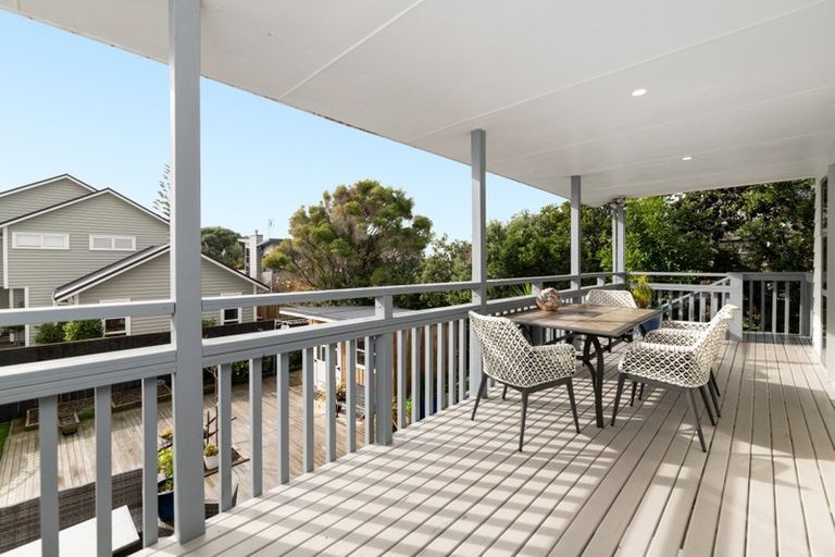 Photo of property in 1037 Papamoa Beach Road, Papamoa Beach, Papamoa, 3118