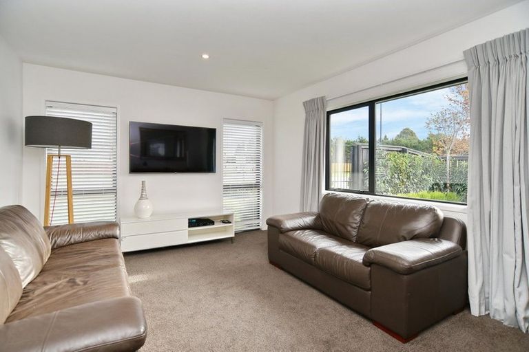 Photo of property in 53 Georgina Street, Marshland, Christchurch, 8083