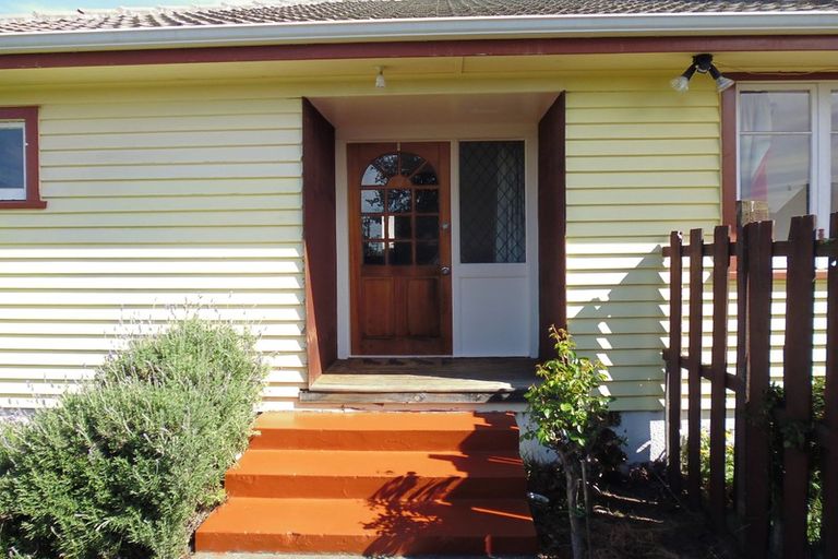 Photo of property in 9 Mcgregors Road, Bromley, Christchurch, 8062