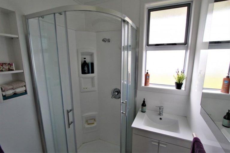 Photo of property in 15 Tieke Place, Tokoroa, 3420