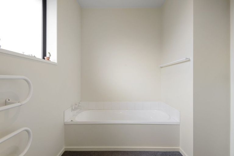 Photo of property in 2/2 Corfe Street, Ilam, Christchurch, 8041