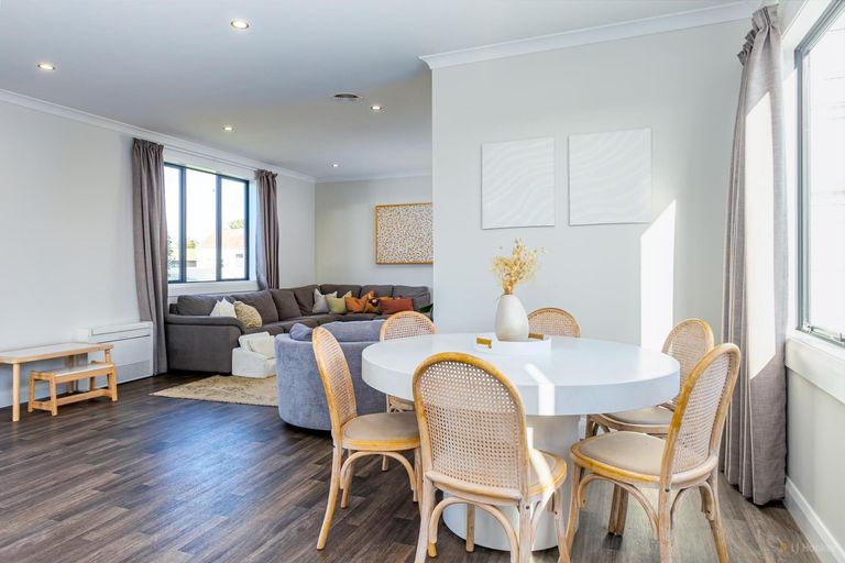 Photo of property in 23 Regent Street, West End, Timaru, 7910