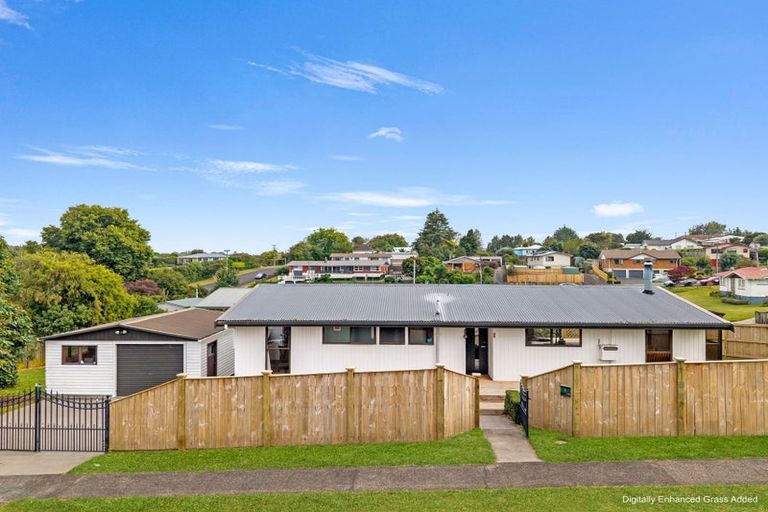 Photo of property in 2 Selwyn Crescent, Ohaupo, 3803