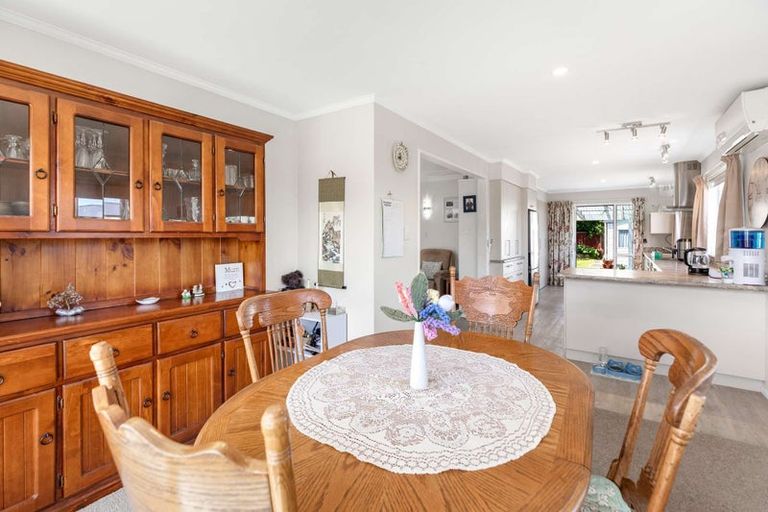 Photo of property in 74 Kennedy Drive, Levin, 5510