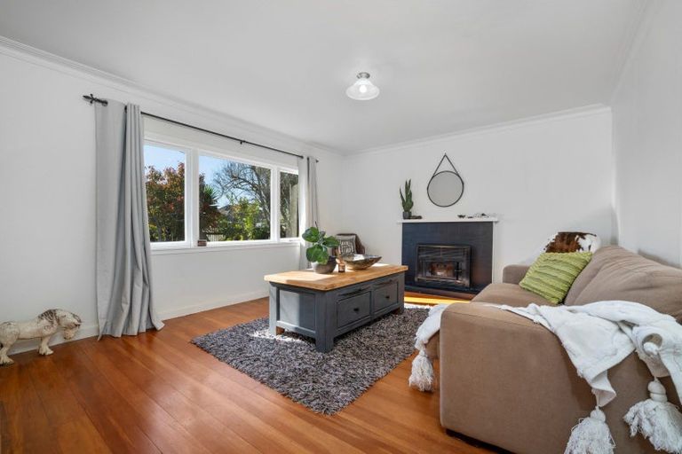 Photo of property in 60 Pemberton Crescent, Greerton, Tauranga, 3112