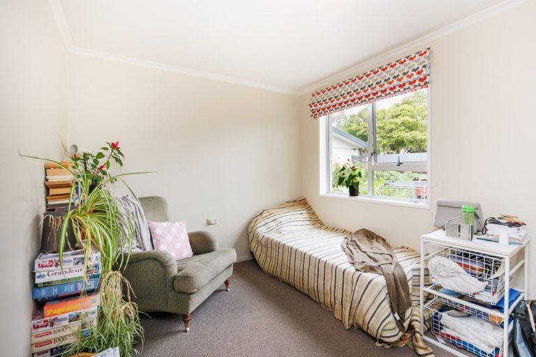 Photo of property in 17 Sandstrom Grove, Feilding, 4702