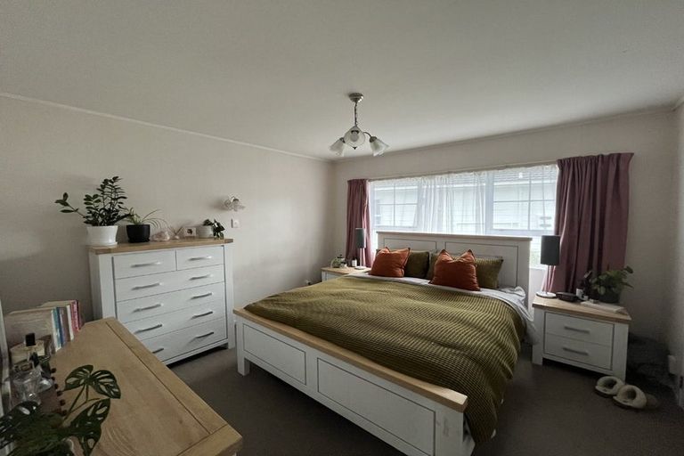 Photo of property in 2/67 Stredwick Drive, Torbay, Auckland, 0630