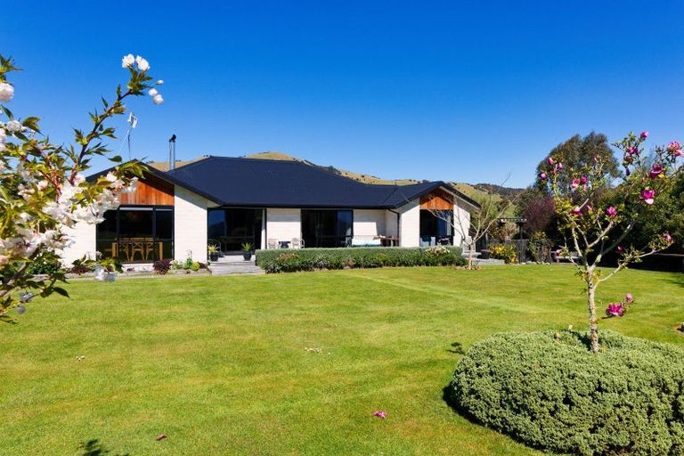 Photo of property in 871 Inland Kaikoura Road, Inland Road, Kaikoura, 7373