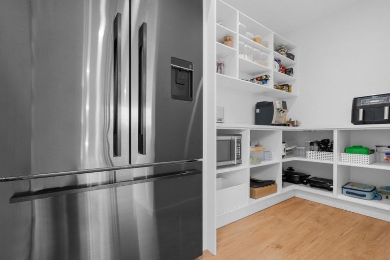 Photo of property in 30 Plains Avenue, Masterton, 5810