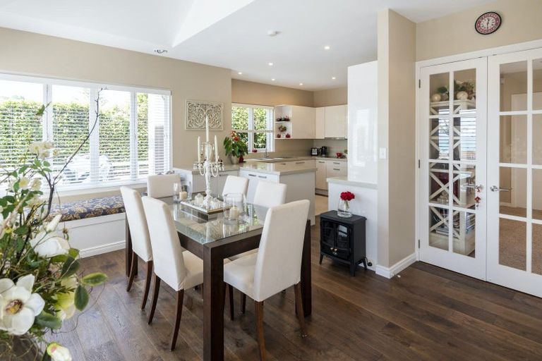 Photo of property in 16a Burford Place, Mellons Bay, Auckland, 2014