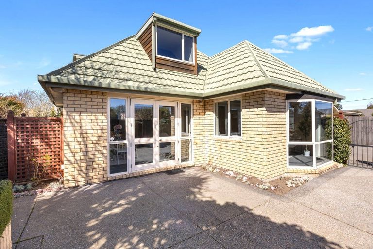 Photo of property in 268 Sawyers Arms Road, Bishopdale, Christchurch, 8053
