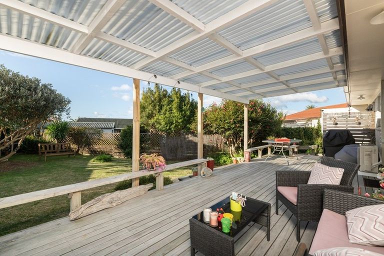 Photo of property in 35 Smiths Road, Matua, Tauranga, 3110