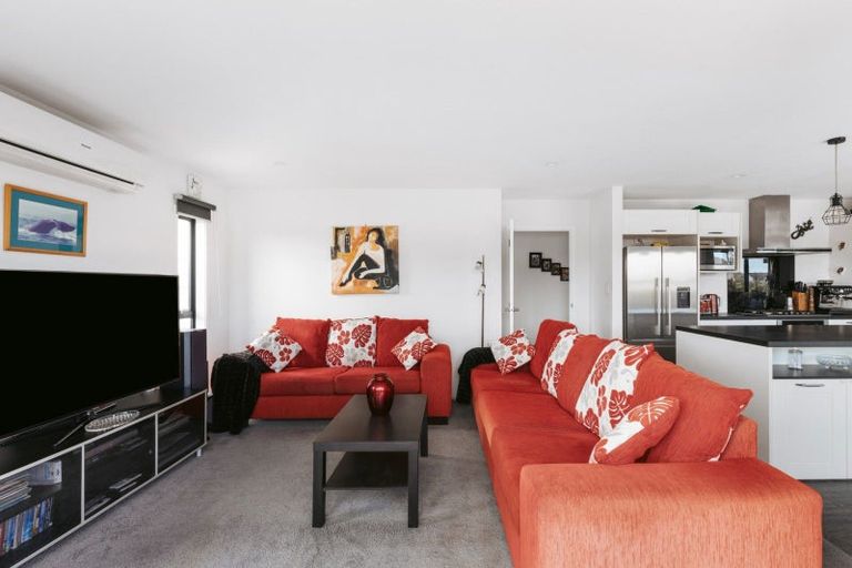 Photo of property in 56 Kuru Place, Papamoa, 3118