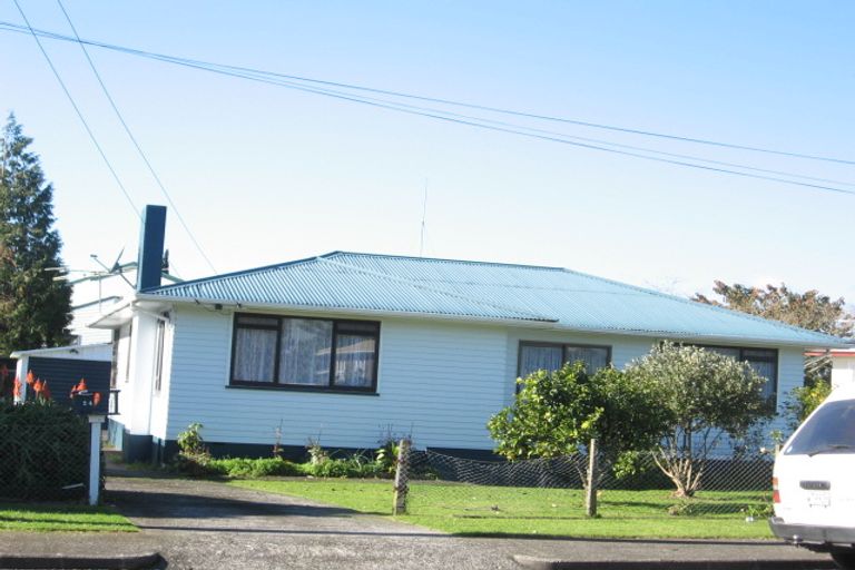 Photo of property in 24 Claymore Street, Manurewa, Auckland, 2102