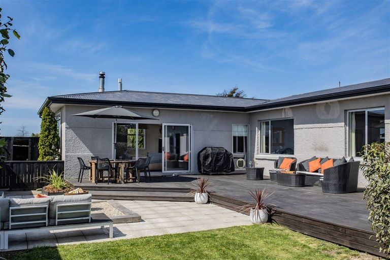 Photo of property in 138 Johns Road, Rangiora, 7400