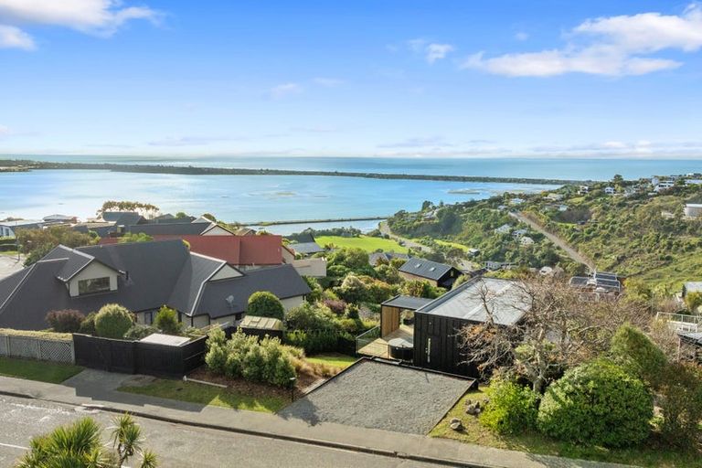 Photo of property in 3 Selleck Street, Mount Pleasant, Christchurch, 8081