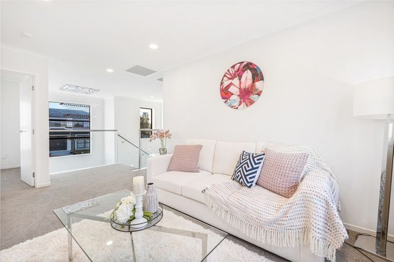 Photo of property in 62 Donegal Park Drive, Flat Bush, Auckland, 2019