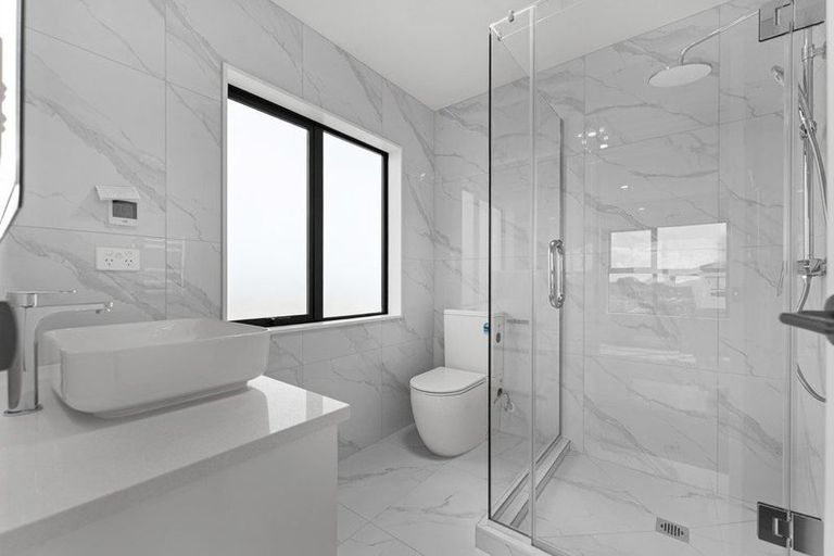 Photo of property in 18 Gertrude Cole Road, Clarks Beach, 2122