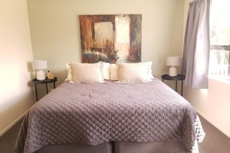 Photo of property in 2 Corric Hill, Torbay, Auckland, 0630