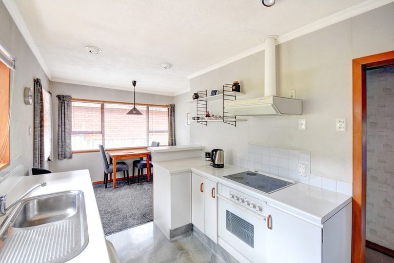 Photo of property in 44 Waldron Crescent, Green Island, Dunedin, 9018