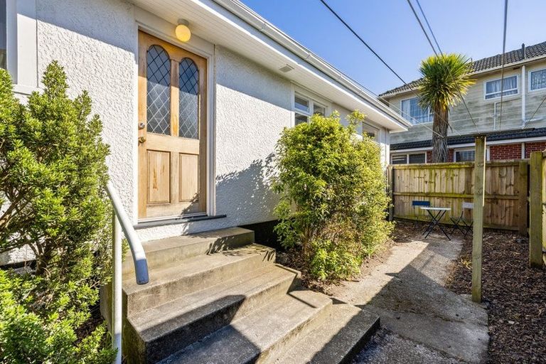 Photo of property in 1/310 Withells Road, Avonhead, Christchurch, 8042