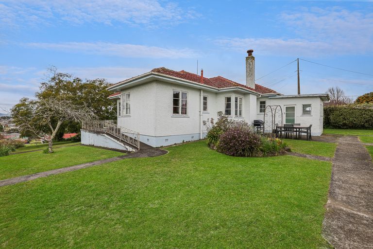 Photo of property in 652 Pakura Street, Te Awamutu, 3800