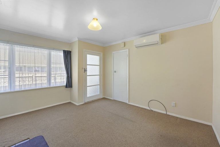 Photo of property in 2 Lane Street, Wallaceville, Upper Hutt, 5018