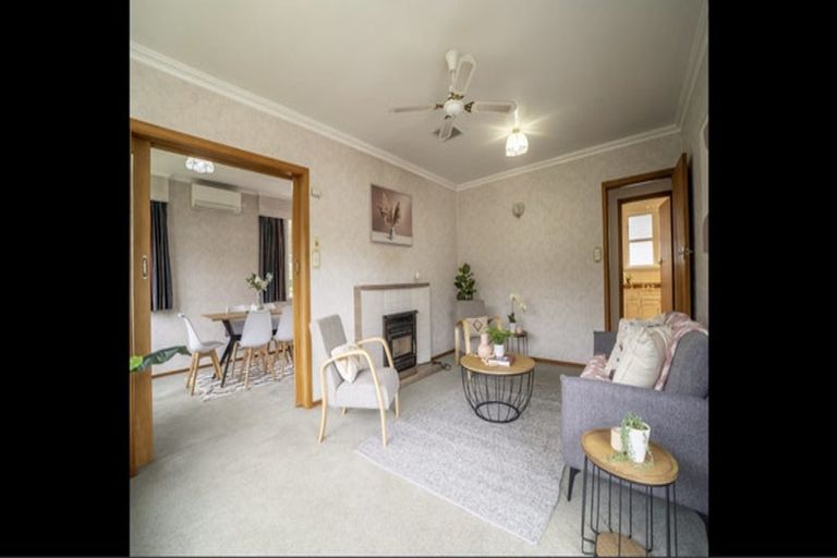 Photo of property in 3 South Street, Tawa, Wellington, 5028