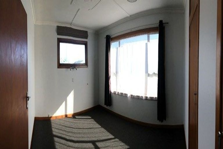 Photo of property in 290 Tay Street, Turnbull Thomson Park, Invercargill, 9810