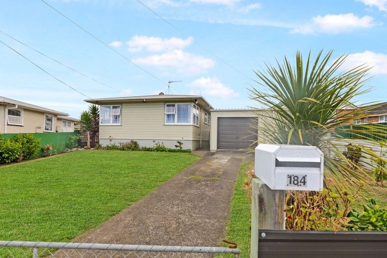 Photo of property in 184 Puriri Street, Castlecliff, Whanganui, 4501