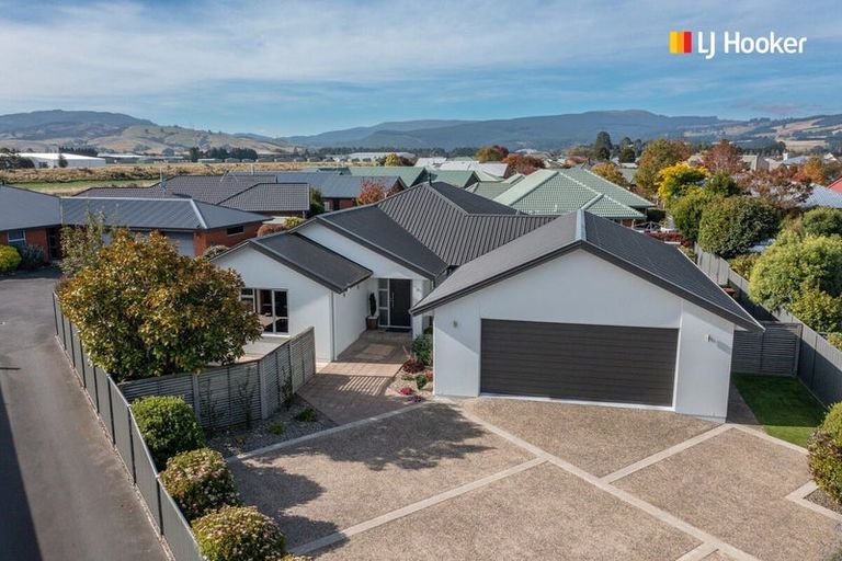 Photo of property in 24 William James Close, Mosgiel, 9024