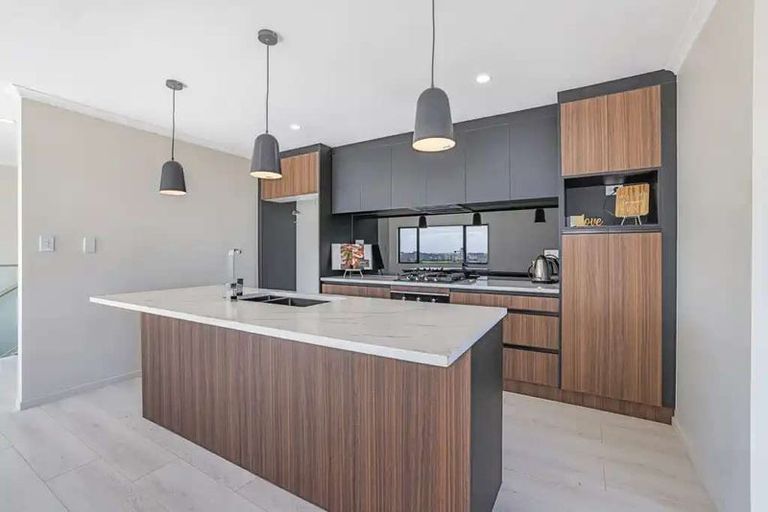 Photo of property in 68a Cape Hill Road, Pukekohe, 2120