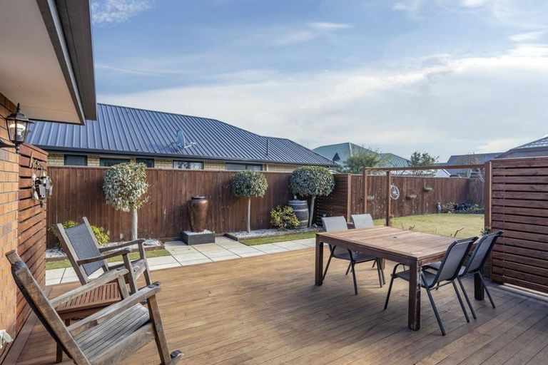 Photo of property in 30 Carmana Gardens, Rangiora, 7400
